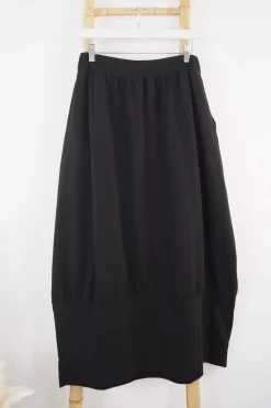The Cocoon 23 Skirt Black -Fashion Women's Store 67076A12 4249 4236 8E99 6BDB369833F0.jpg