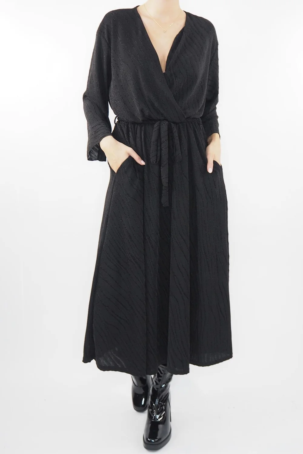 Laundry B Belladonna Lurex Wave Wrap Dress Black * 3 Laundry B Belladonna Lurex Wave Wrap Dress Black *