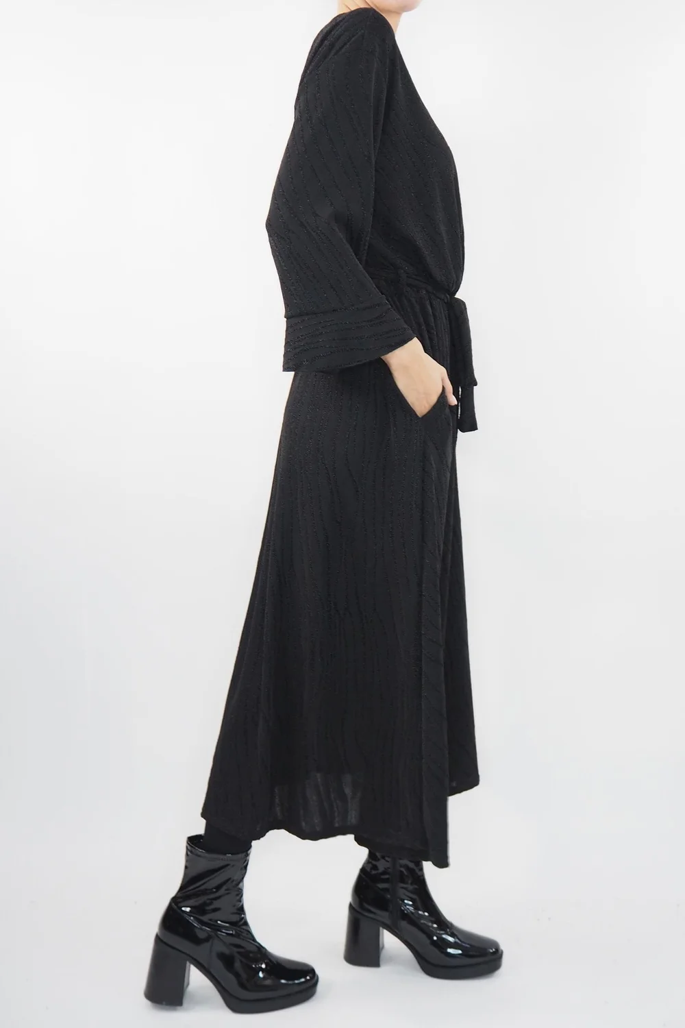 Laundry B Belladonna Lurex Wave Wrap Dress Black * 4 Laundry B Belladonna Lurex Wave Wrap Dress Black * - Image 2