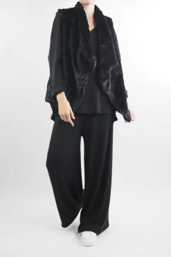 Laundry B Chalet Gilet Black