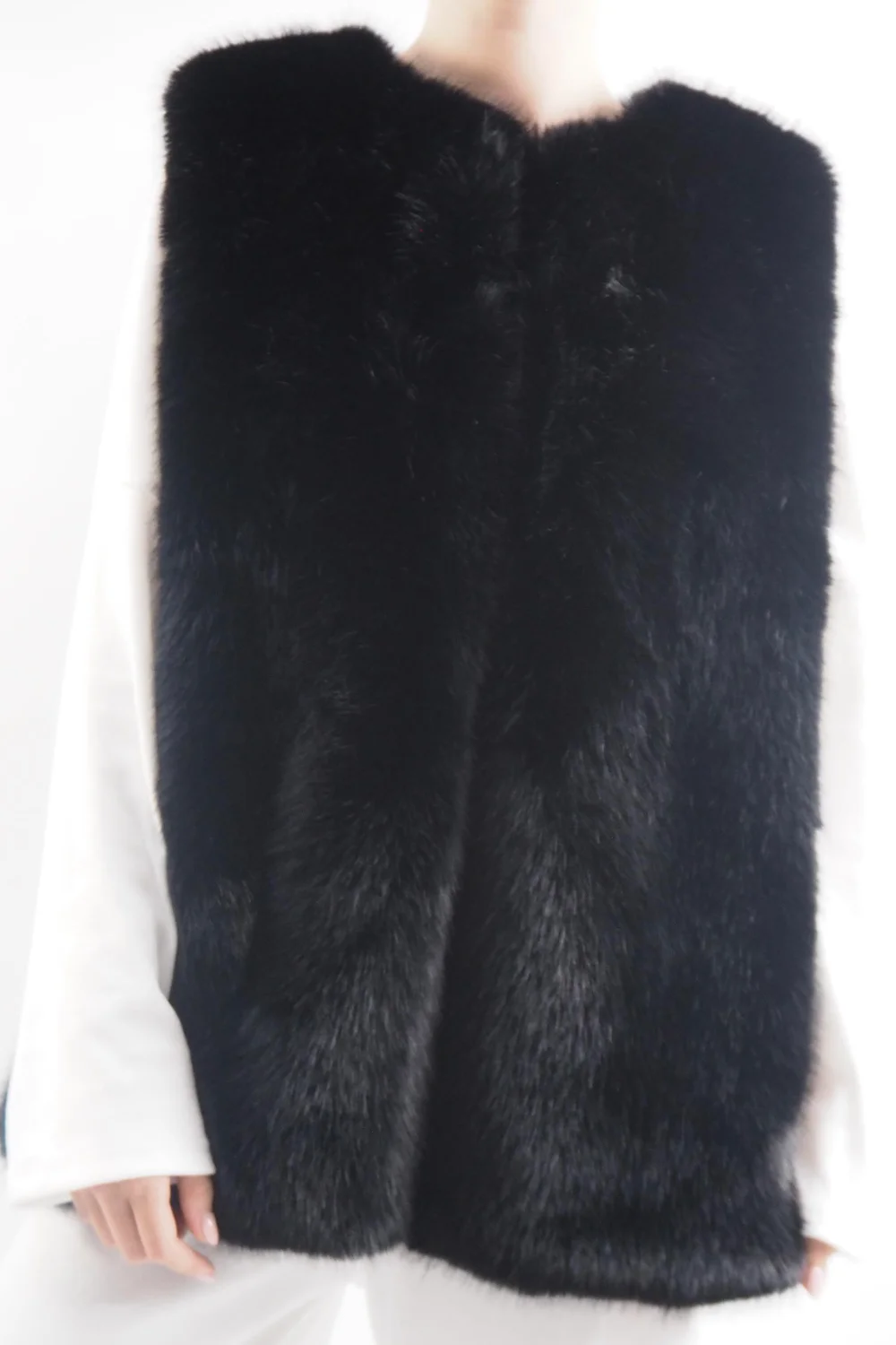 Laundry B Courchevel Faux Fur Gilet Black 6 Laundry B Courchevel Faux Fur Gilet Black - Image 4