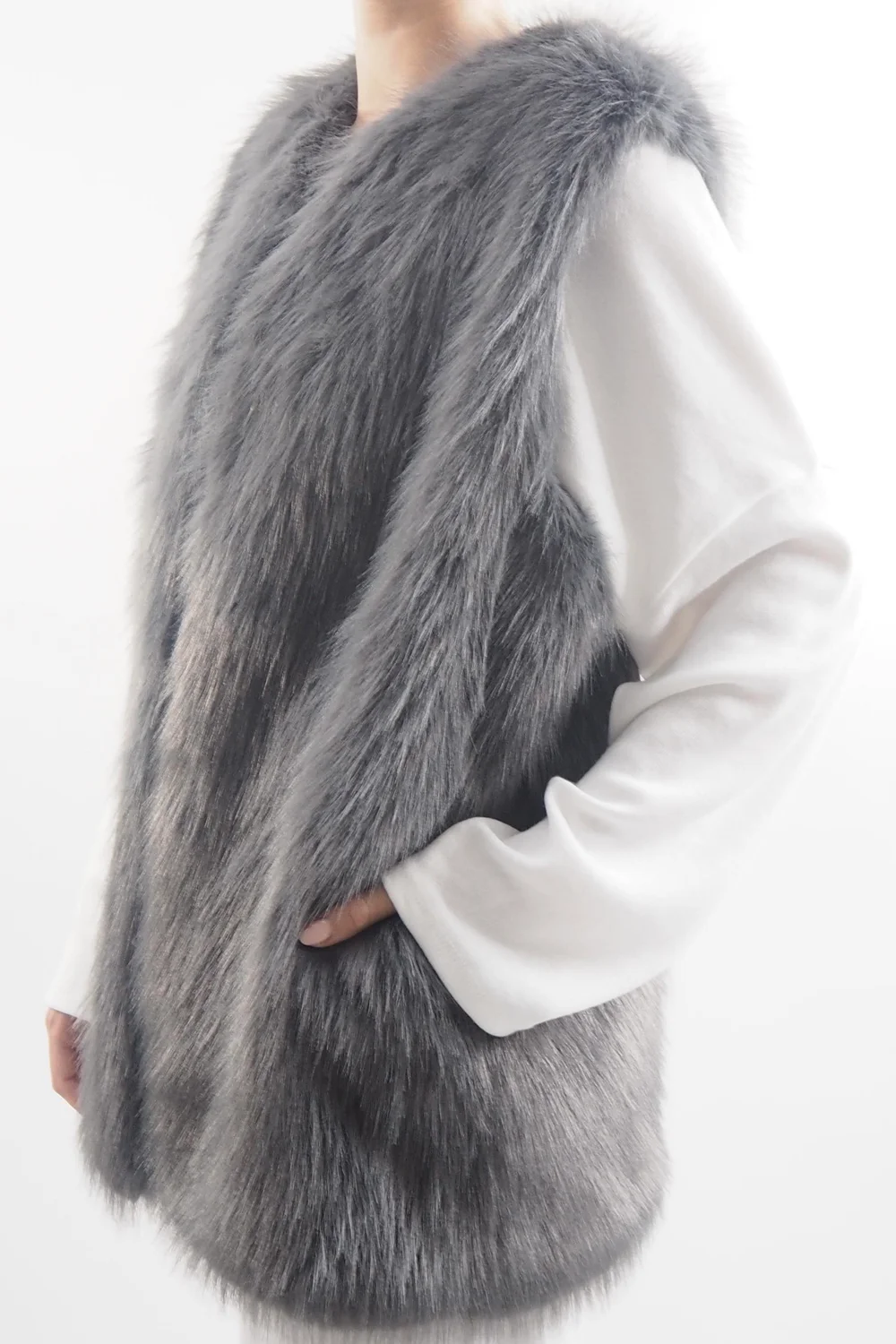 Laundry B Courchevel Faux Fur Gilet Shadow Grey 4 Laundry B Courchevel Faux Fur Gilet Shadow Grey - Image 2