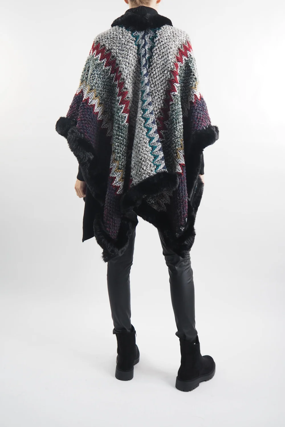 Laundry B Luxe Colorado Cape Black 5 Laundry B Luxe Colorado Cape Black - Image 3