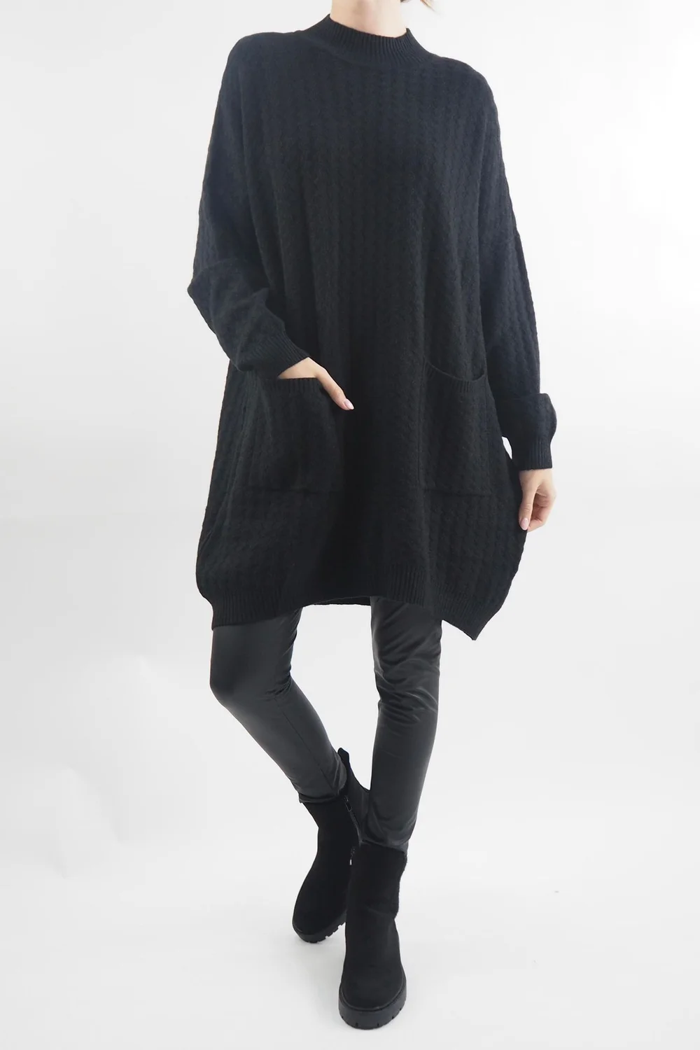 Laundry B Retro Wave Longline Knit Top Black 3 Laundry B Retro Wave Longline Knit Top Black