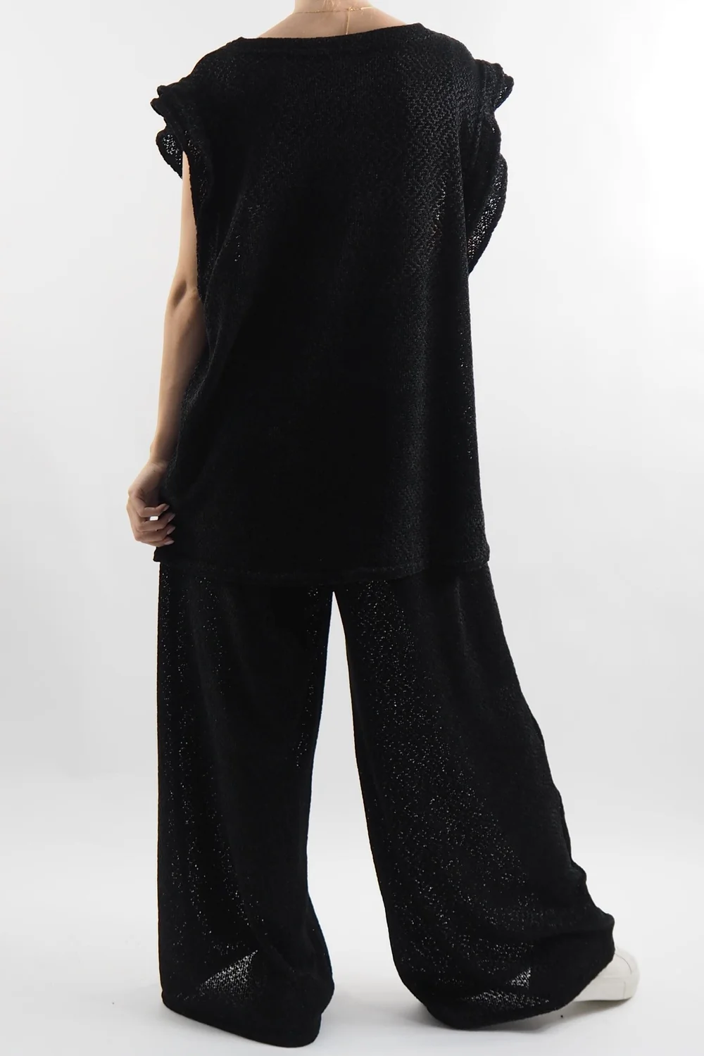 Laundry B White Isle Winter Set Black 5 Laundry B White Isle Winter Set Black - Image 3