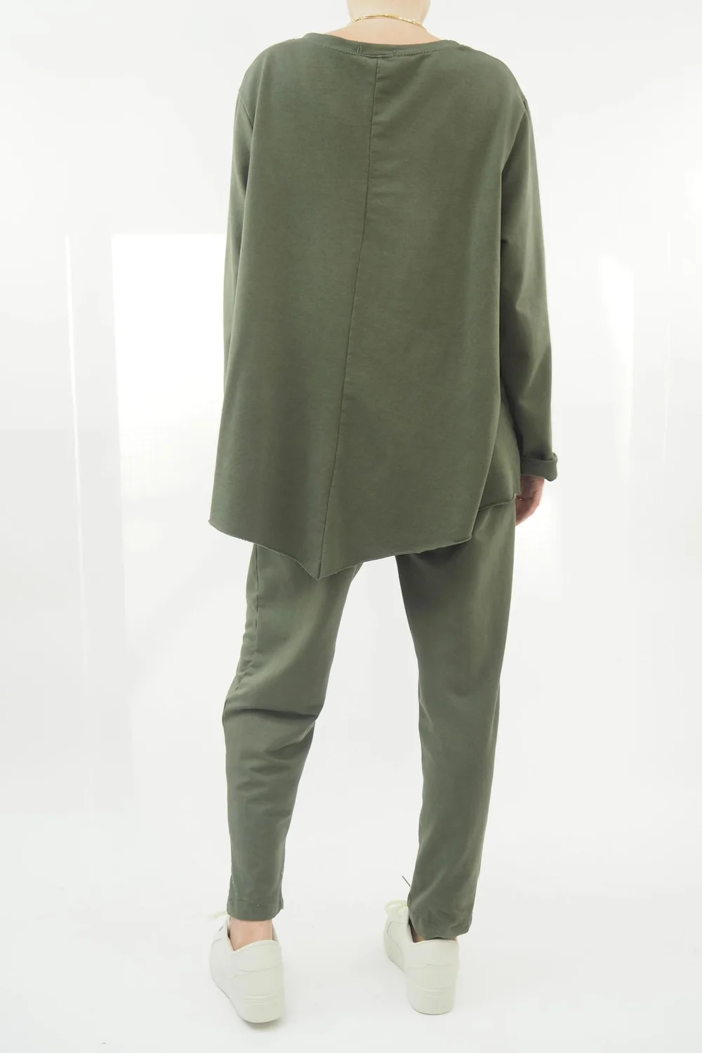 Made In Italy Apres Double V Raw Edge Top Bonsai 5 Made In Italy Apres Double V Raw Edge Top Bonsai - Image 3