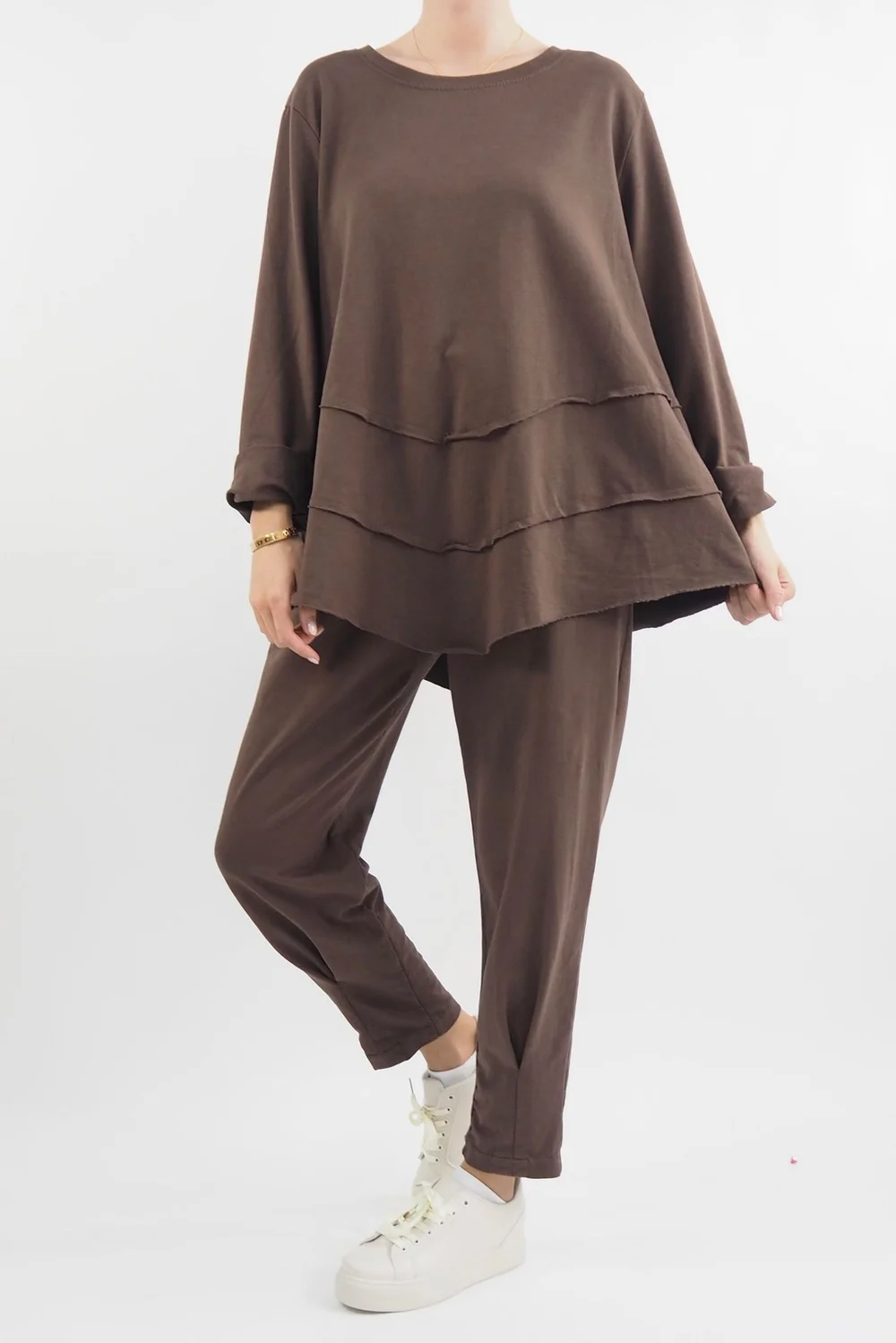 Made In Italy Apres Double V Raw Edge Top Truffle 6 Made In Italy Apres Double V Raw Edge Top Truffle - Image 4