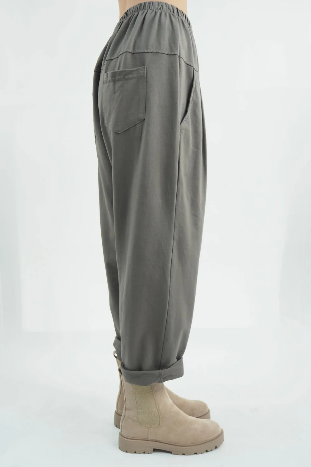 Made In Italy Apres Flat Front Pleat Jogger Earth 4 Made In Italy Apres Flat Front Pleat Jogger Earth - Image 2