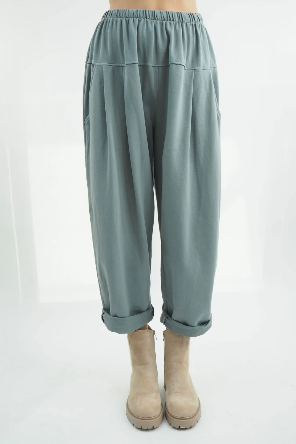 Made In Italy Apres Flat Front Pleat Jogger Steel 3 Made In Italy Apres Flat Front Pleat Jogger Steel
