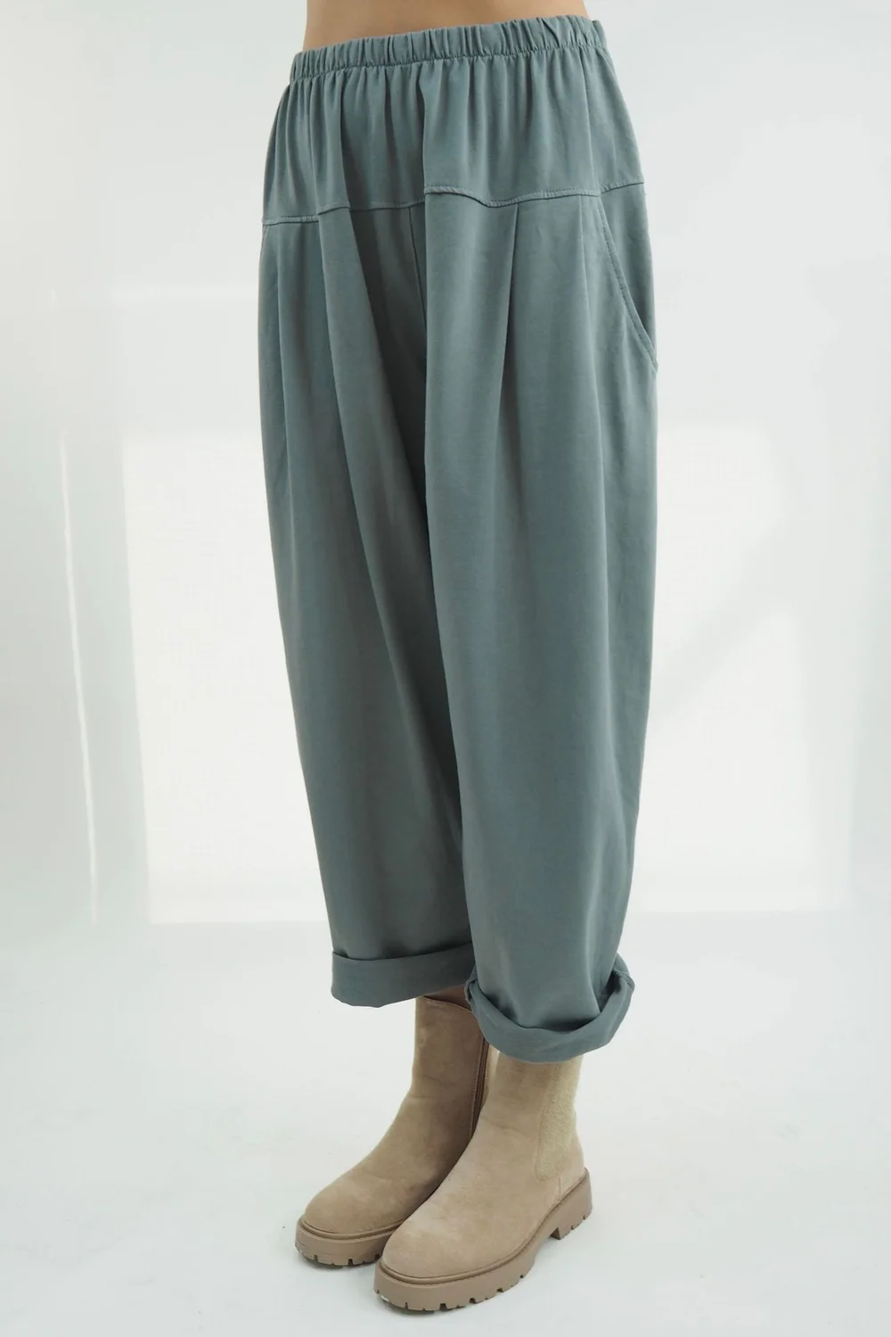 Made In Italy Apres Flat Front Pleat Jogger Steel 6 Made In Italy Apres Flat Front Pleat Jogger Steel - Image 4