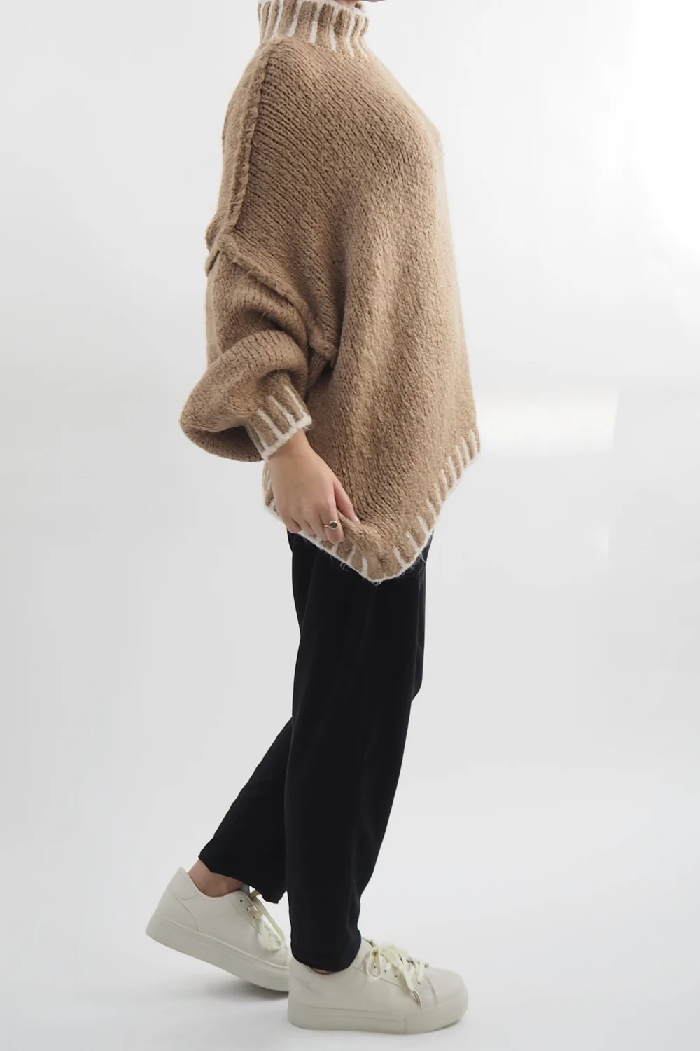 Made In Italy Arlo Oversized Blanket Stitch Knit Top Toast 4 Made In Italy Arlo Oversized Blanket Stitch Knit Top Toast - Image 2