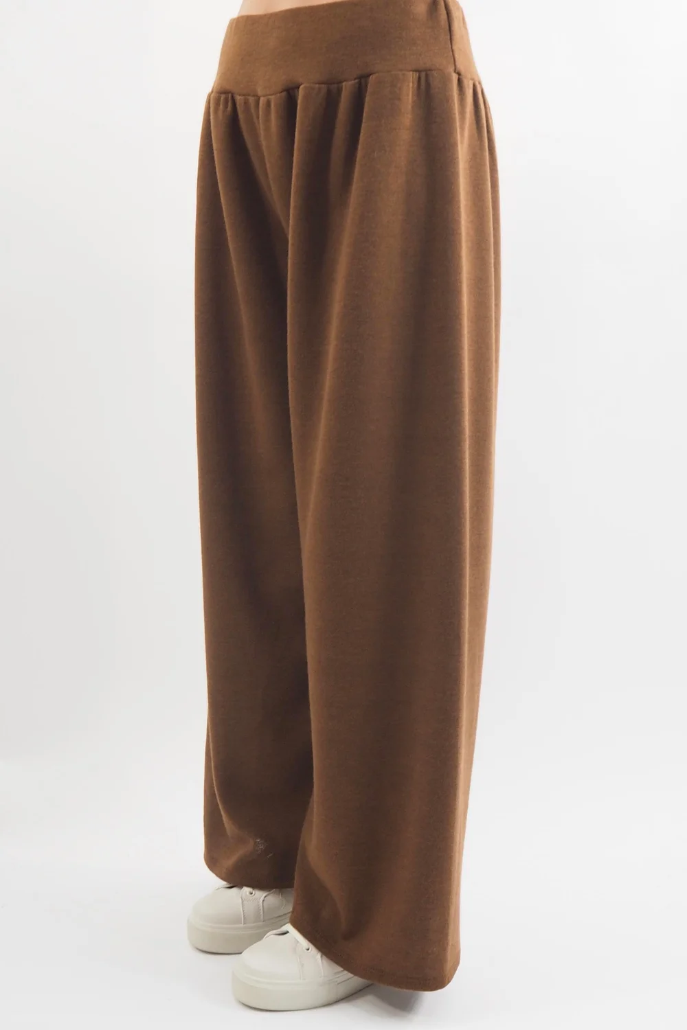 Made In Italy Belgravia Pull On Stretch Wide Leg Trouser Chestnut 5 Made In Italy Belgravia Pull On Stretch Wide Leg Trouser Chestnut - Image 3