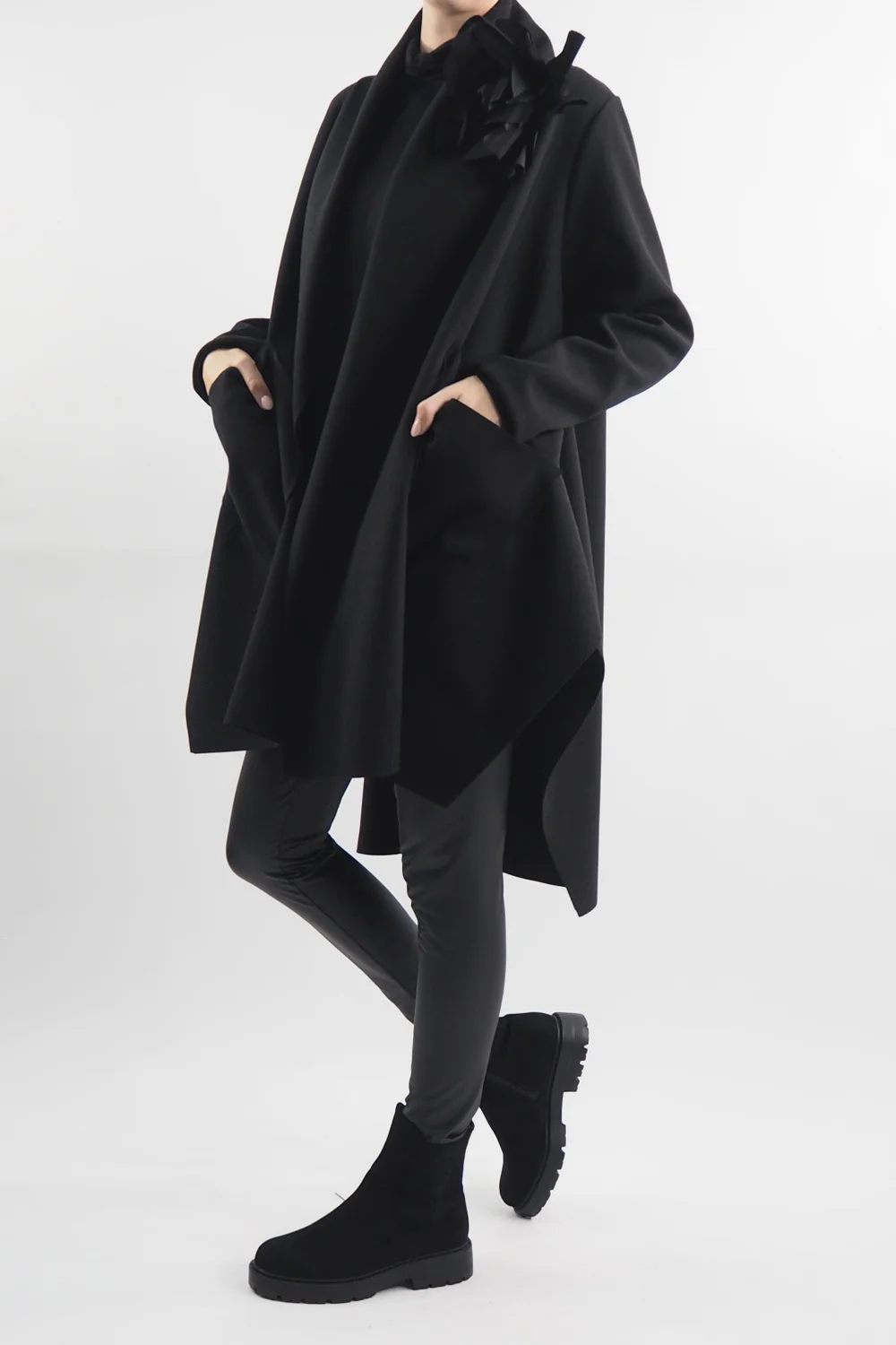 Made In Italy Belgravia Waterfall Swing Jacket Black 4 Made In Italy Belgravia Waterfall Swing Jacket Black - Image 2