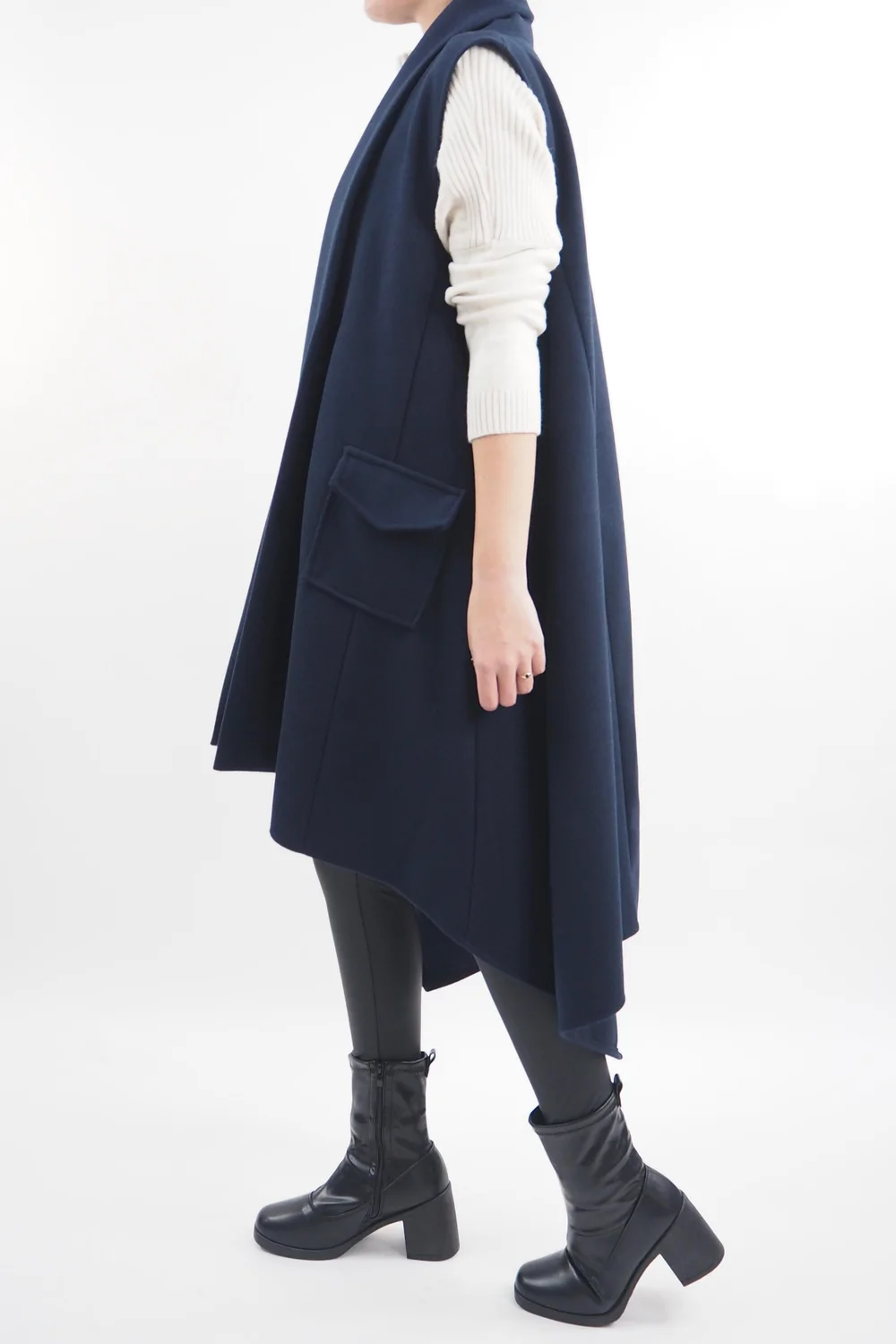 Made In Italy Belgravia Weekend Gilet Navy 5 Made In Italy Belgravia Weekend Gilet Navy - Image 3