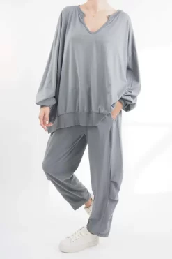 Made In Italy Bodhi Slouch V Sweatshirt Steel -Fashion Women's Store made in italy bodhi slouch v sweatshirt steel04.jpg