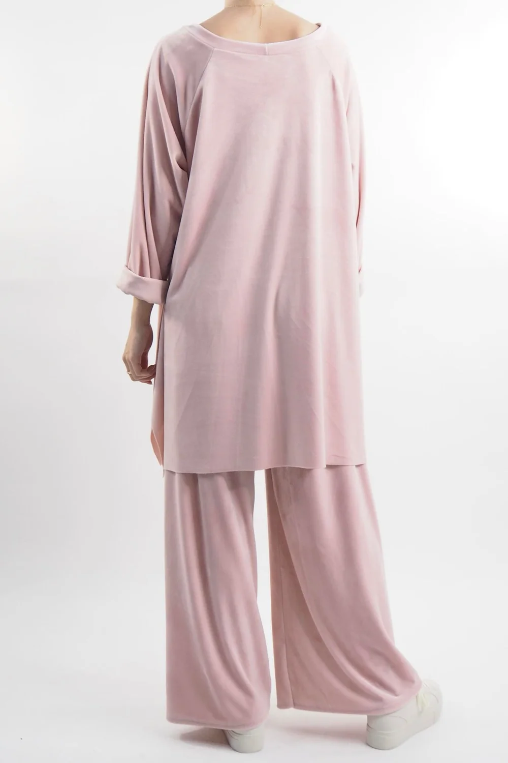 Made In Italy Chalet Soft Stretch Velour Set Blush Pink 5 Made In Italy Chalet Soft Stretch Velour Set Blush Pink - Image 3
