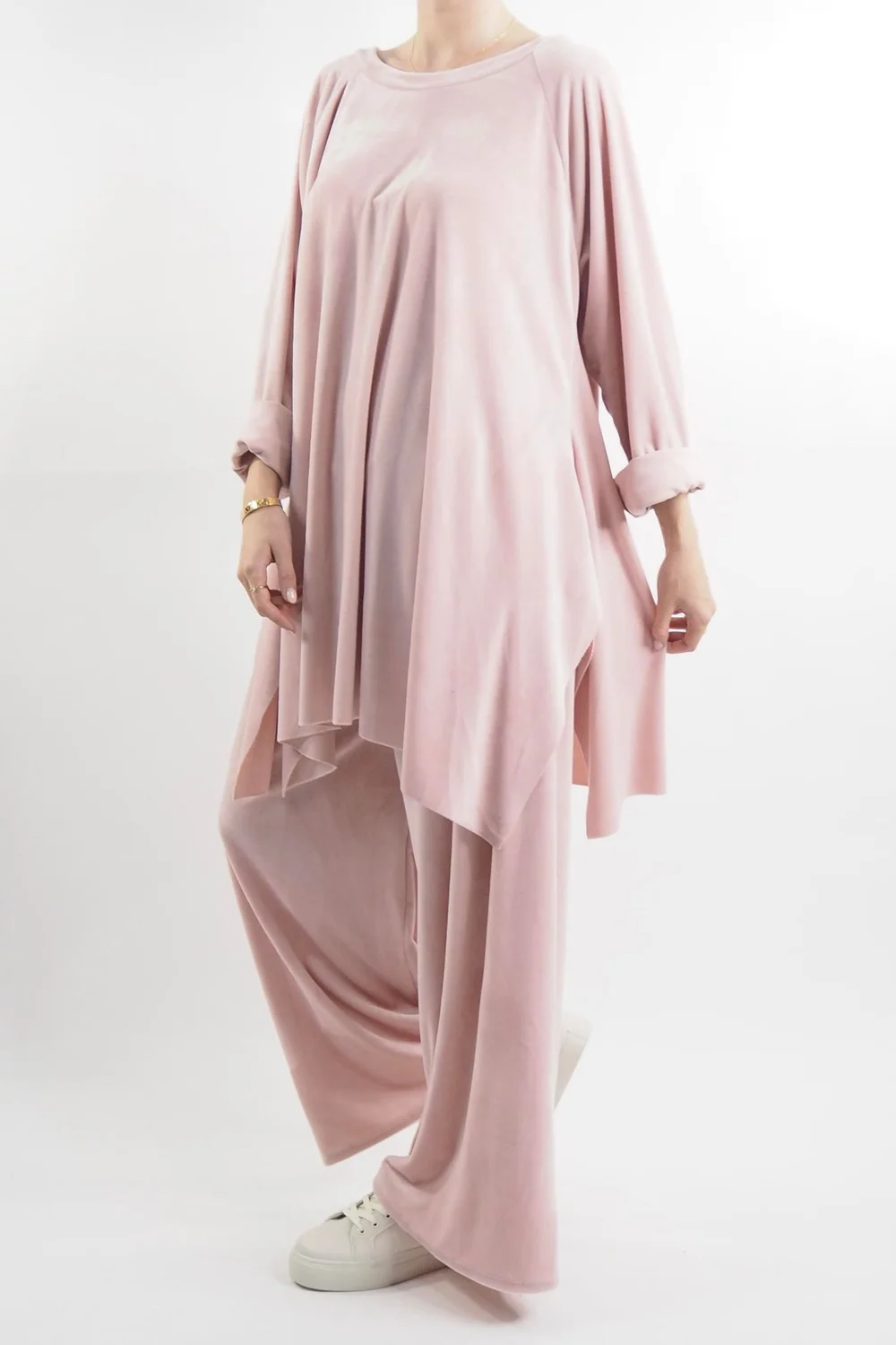 Made In Italy Chalet Soft Stretch Velour Set Blush Pink 6 Made In Italy Chalet Soft Stretch Velour Set Blush Pink - Image 4