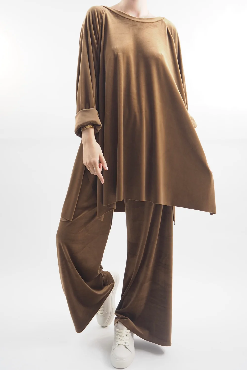 Made In Italy Chalet Soft Stretch Velour Set Chestnut 3 Made In Italy Chalet Soft Stretch Velour Set Chestnut