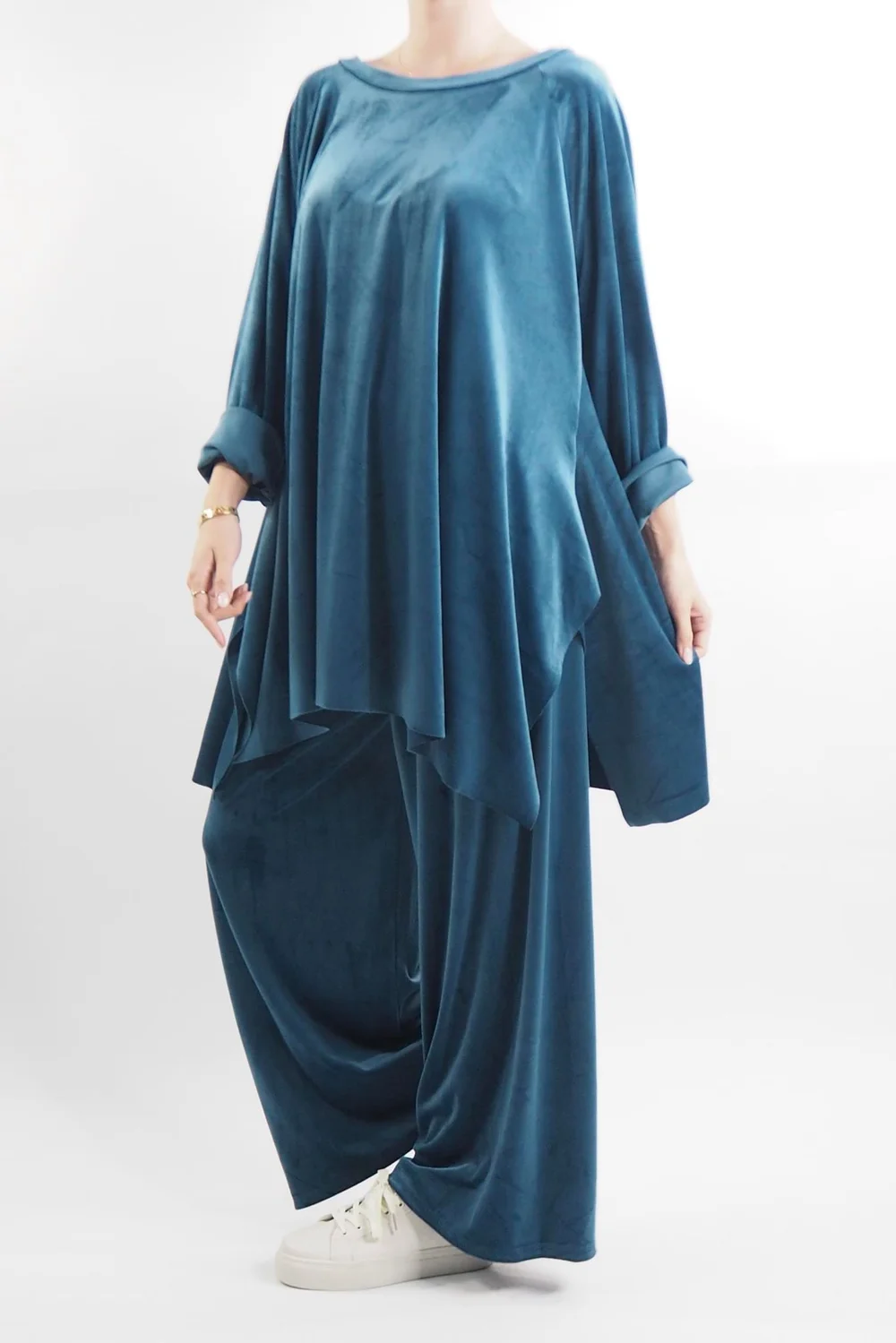 Made In Italy Chalet Soft Stretch Velour Set Prussian 6 Made In Italy Chalet Soft Stretch Velour Set Prussian - Image 4