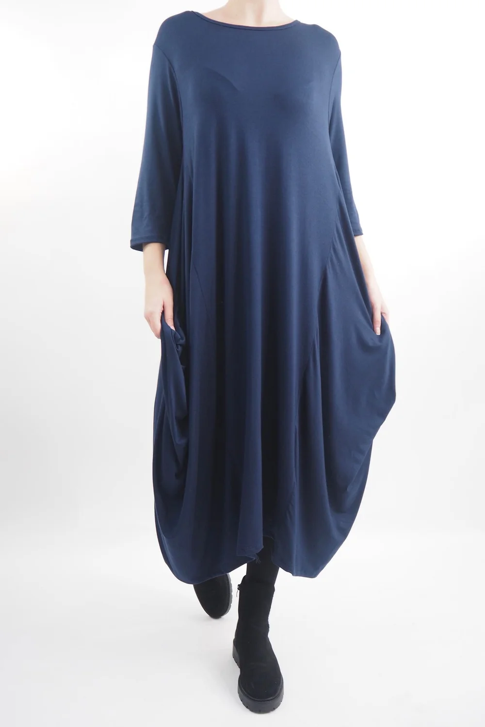 Made In Italy Classic Long Sleeve Parachute Maxi Dress Navy / 3 Made In Italy Classic Long Sleeve Parachute Maxi Dress Navy /