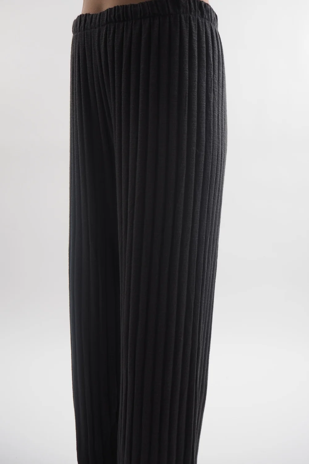 Made In Italy Classic Super Soft Ribbed Fine Knit Pant Charcoal 7 Made In Italy Classic Super Soft Ribbed Fine Knit Pant Charcoal - Image 5