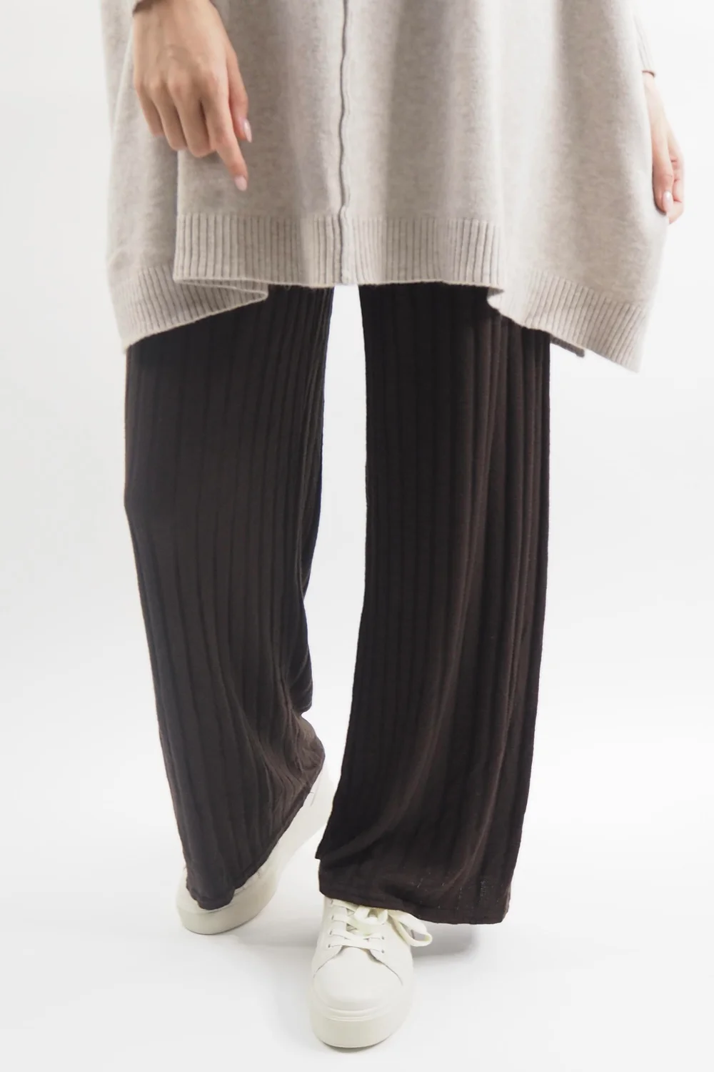 Made In Italy Classic Super Soft Ribbed Fine Knit Pant Cocoa 4 Made In Italy Classic Super Soft Ribbed Fine Knit Pant Cocoa - Image 2