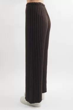 Made In Italy Classic Super Soft Ribbed Fine Knit Pant Cocoa 10 Made In Italy Classic Super Soft Ribbed Fine Knit Pant Cocoa -Fashion Women's Store made in italy classic super soft ribbed fine knit pant cocoa 3.jpg