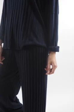 Made In Italy Classic Super Soft Ribbed Fine Knit Pant Midnight -Fashion Women's Store made in italy classic super soft ribbed fine knit pant navy 5.jpg