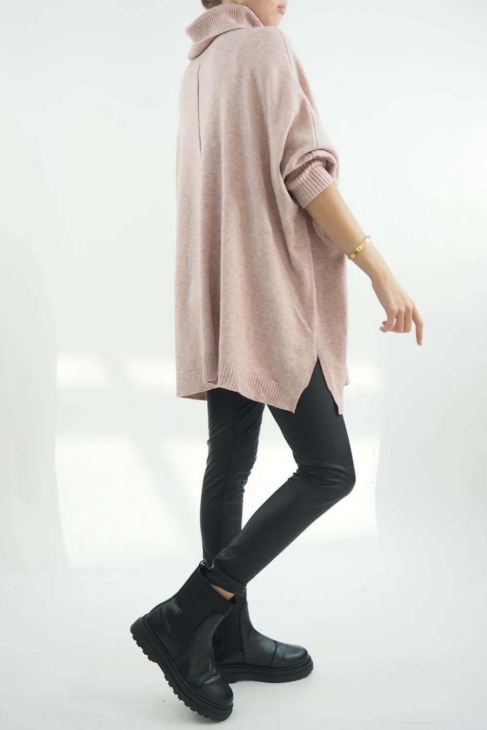 Made In Italy Conrad Classic Blanket Knit Top Antique Rose 4 Made In Italy Conrad Classic Blanket Knit Top Antique Rose - Image 2