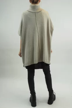 Made In Italy Conrad Classic Blanket Knit Top Oatmeal -Fashion Women's Store made in italy conrad classic blanket knit oatmeal 3.jpg