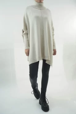 Made In Italy Conrad Classic Blanket Knit Top Stone