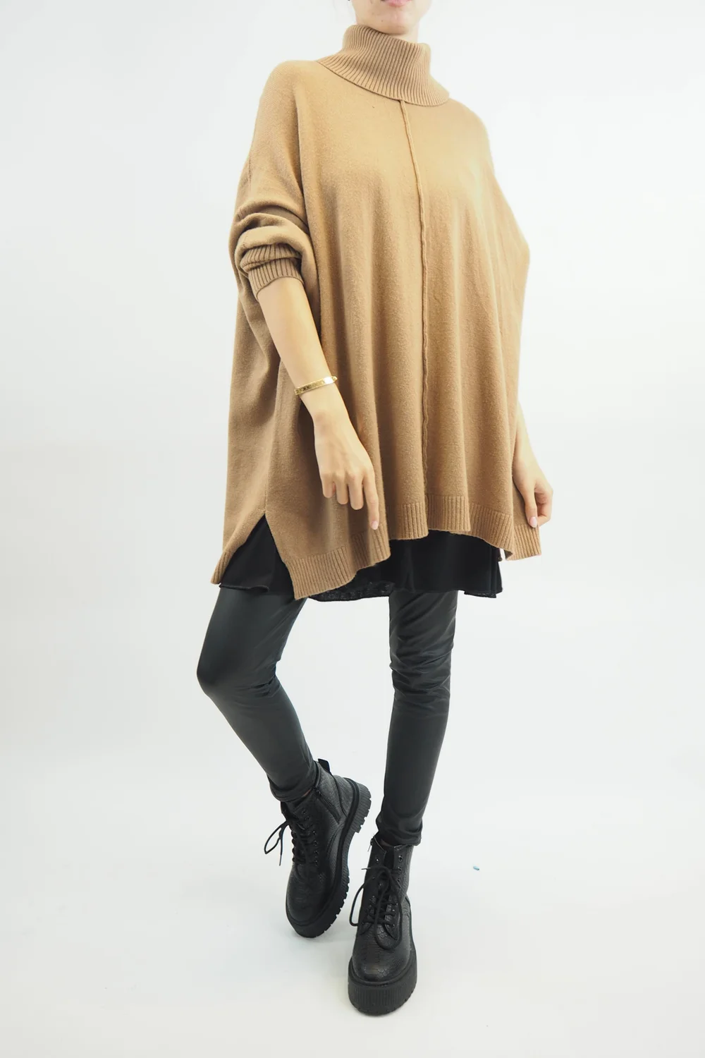 Made In Italy Conrad Classic Blanket Knit Top Toast 3 Made In Italy Conrad Classic Blanket Knit Top Toast