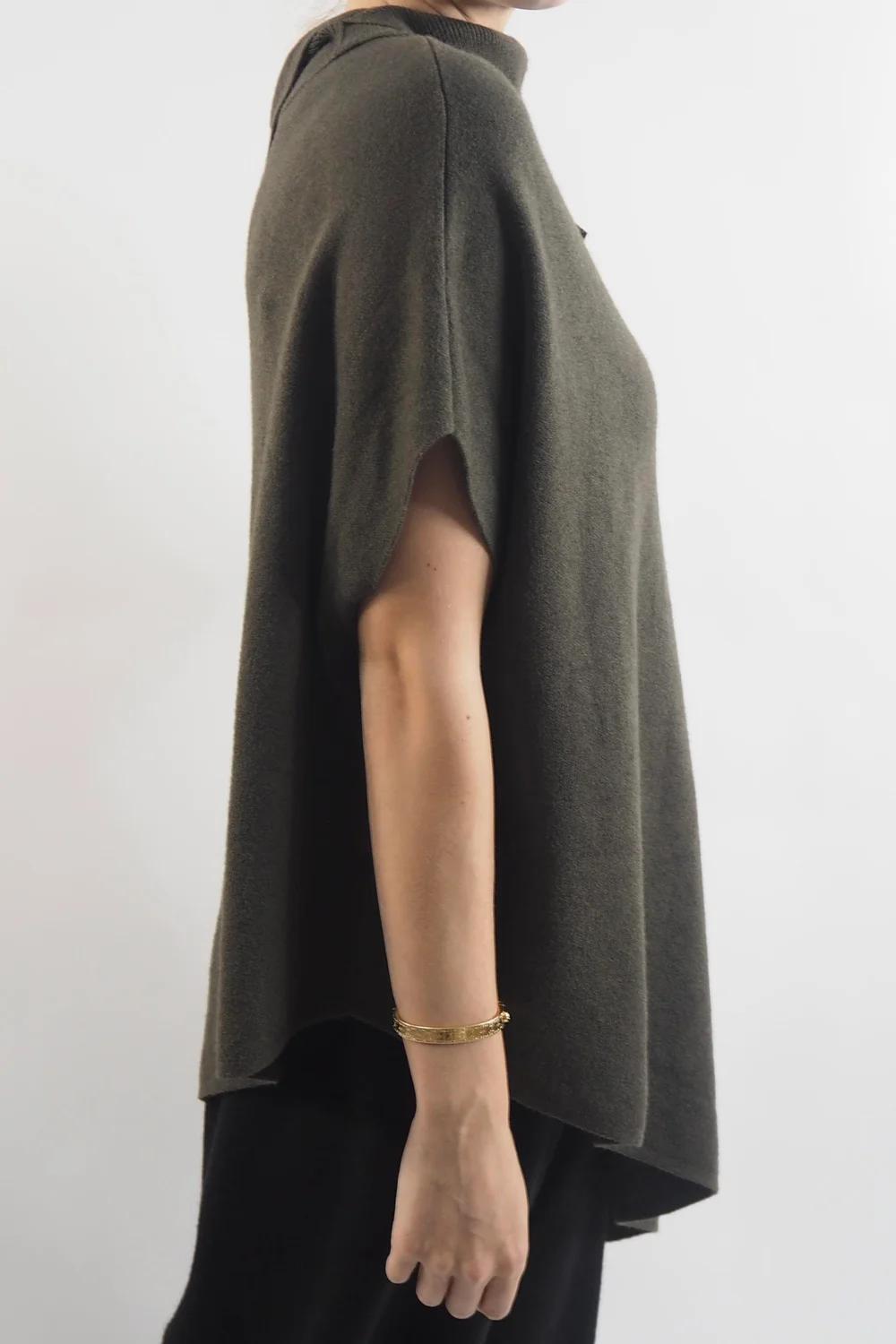 Made In Italy Conrad Tilt Knit Top Khaki 6 Made In Italy Conrad Tilt Knit Top Khaki - Image 4