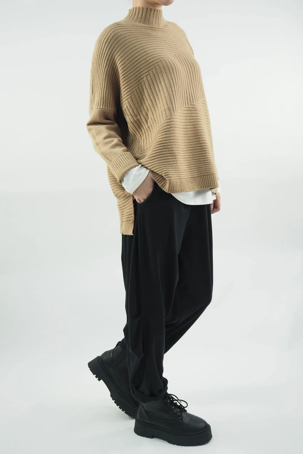 Made In Italy Conrad Turtle Ribby Knit Top Camel 4 Made In Italy Conrad Turtle Ribby Knit Top Camel - Image 2