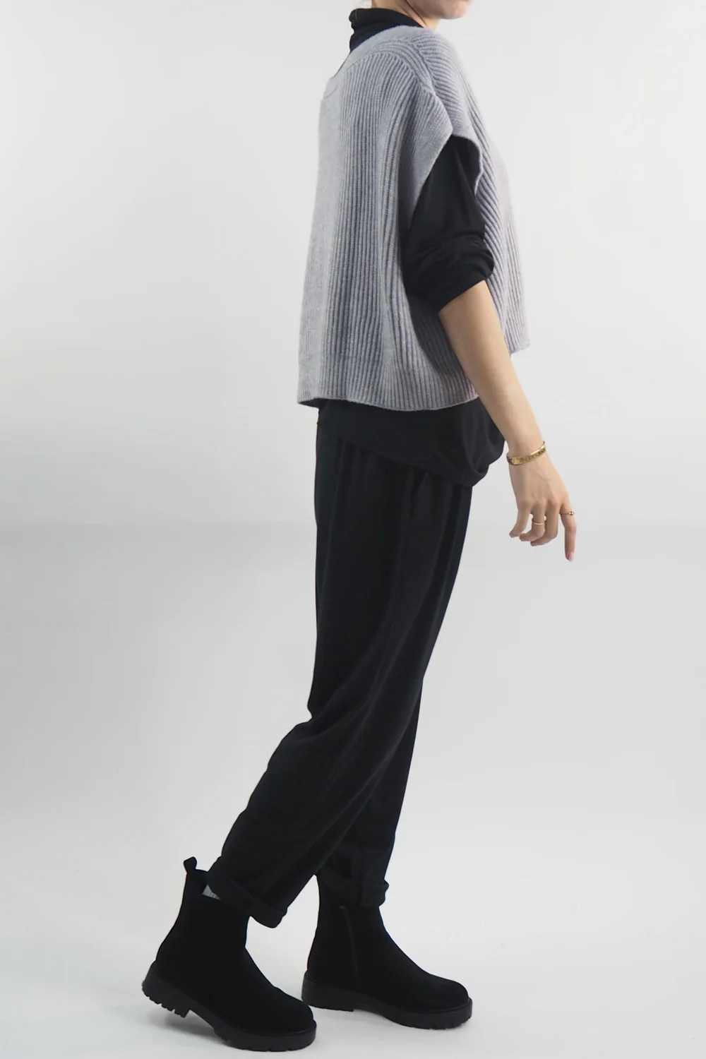 Made In Italy Halo Half A Cardi Grey Marl 5 Made In Italy Halo Half A Cardi Grey Marl - Image 3