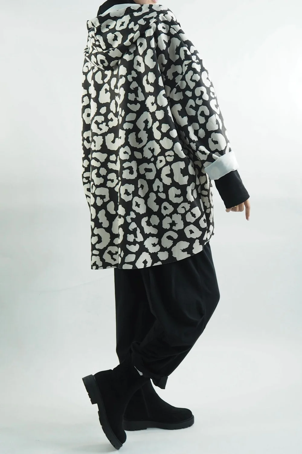 Made In Italy Hope Moleskin Touch Leopard Cocoon Jacket Mono 4 Made In Italy Hope Moleskin Touch Leopard Cocoon Jacket Mono - Image 2