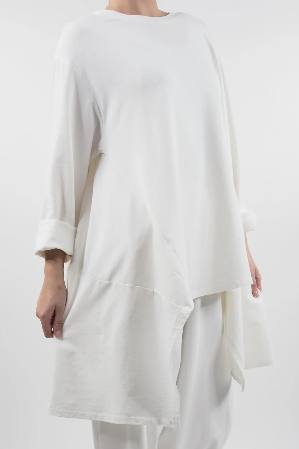 Made In Italy Lagenlook Classic Cut Out Sweatshirt Ecru 4 Made In Italy Lagenlook Classic Cut Out Sweatshirt Ecru - Image 2