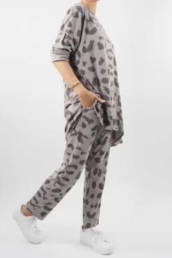 Made In Italy Cotton Lounging Leopard Set Mocha / -Fashion Women's Store made in italy lounging leopard set mocha 2.jpg