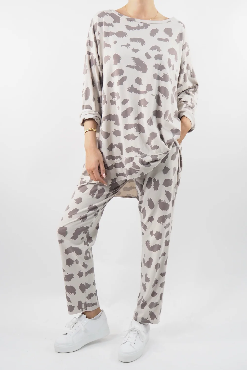 Made In Italy Cotton Lounging Leopard Set Stone 3 Made In Italy Cotton Lounging Leopard Set Stone