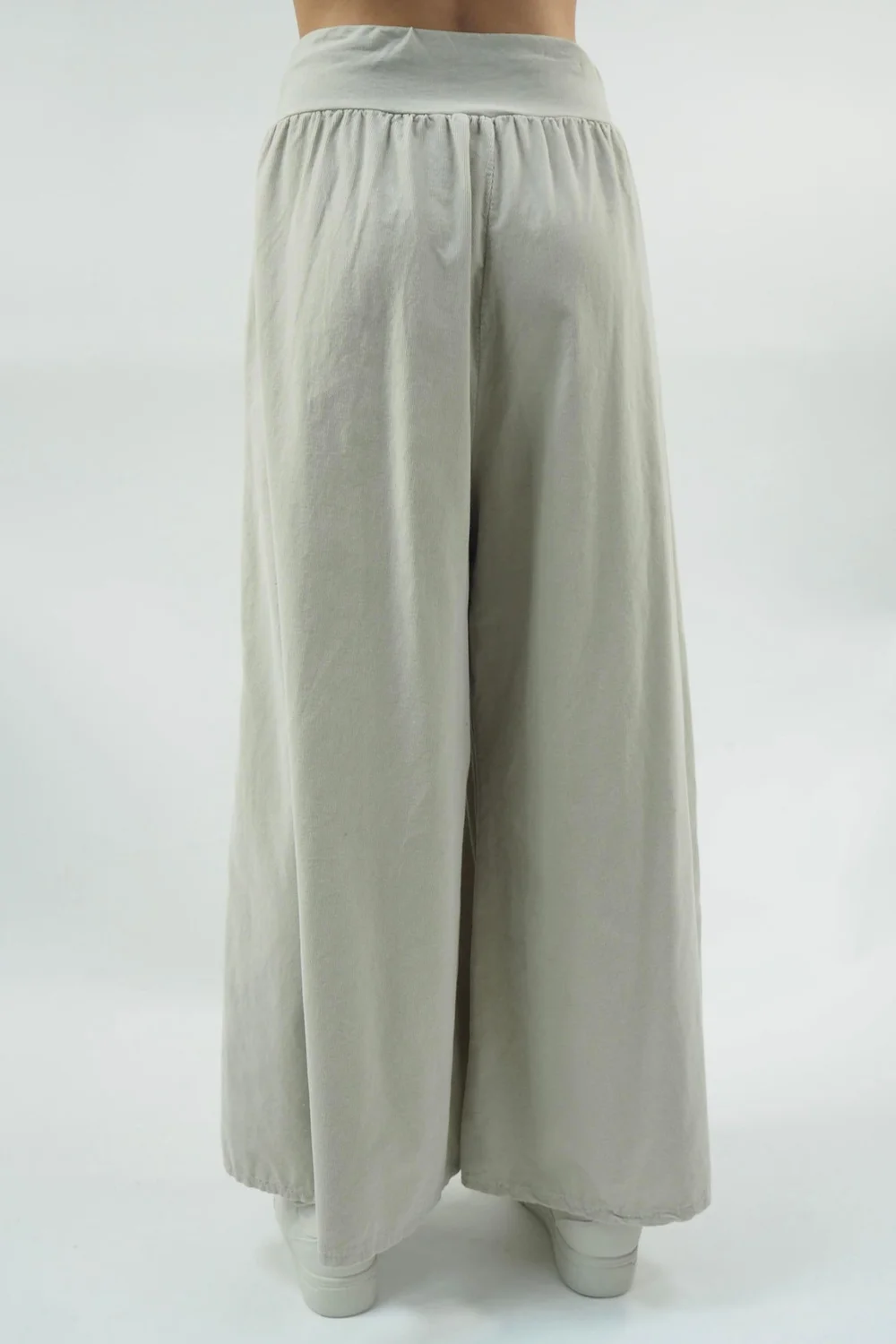 Made In Italy Malone Needlecord Culotte Stone 6 Made In Italy Malone Needlecord Culotte Stone - Image 4