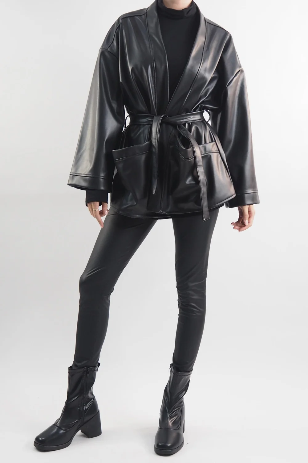 Made In Italy Moxie Belted Kimono Jacket Black 3 Made In Italy Moxie Belted Kimono Jacket Black