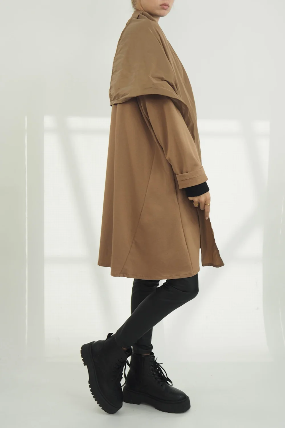 Made In Italy Moxie Haru Swing Zip Hoodie Jacket Toast 4 Made In Italy Moxie Haru Swing Zip Hoodie Jacket Toast - Image 2