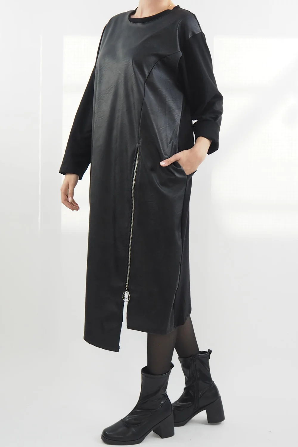 Made In Italy Moxie Pesca Zippy Dress Black 6 Made In Italy Moxie Pesca Zippy Dress Black - Image 4