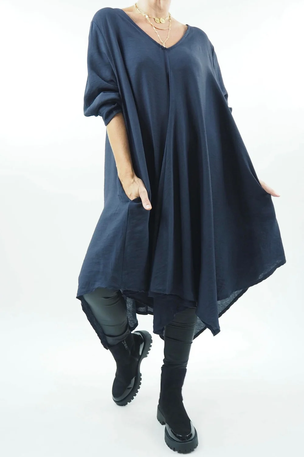 Made In Italy Nomad Handkerchief Pocketed Tunic Midnight 3 Made In Italy Nomad Handkerchief Pocketed Tunic Midnight
