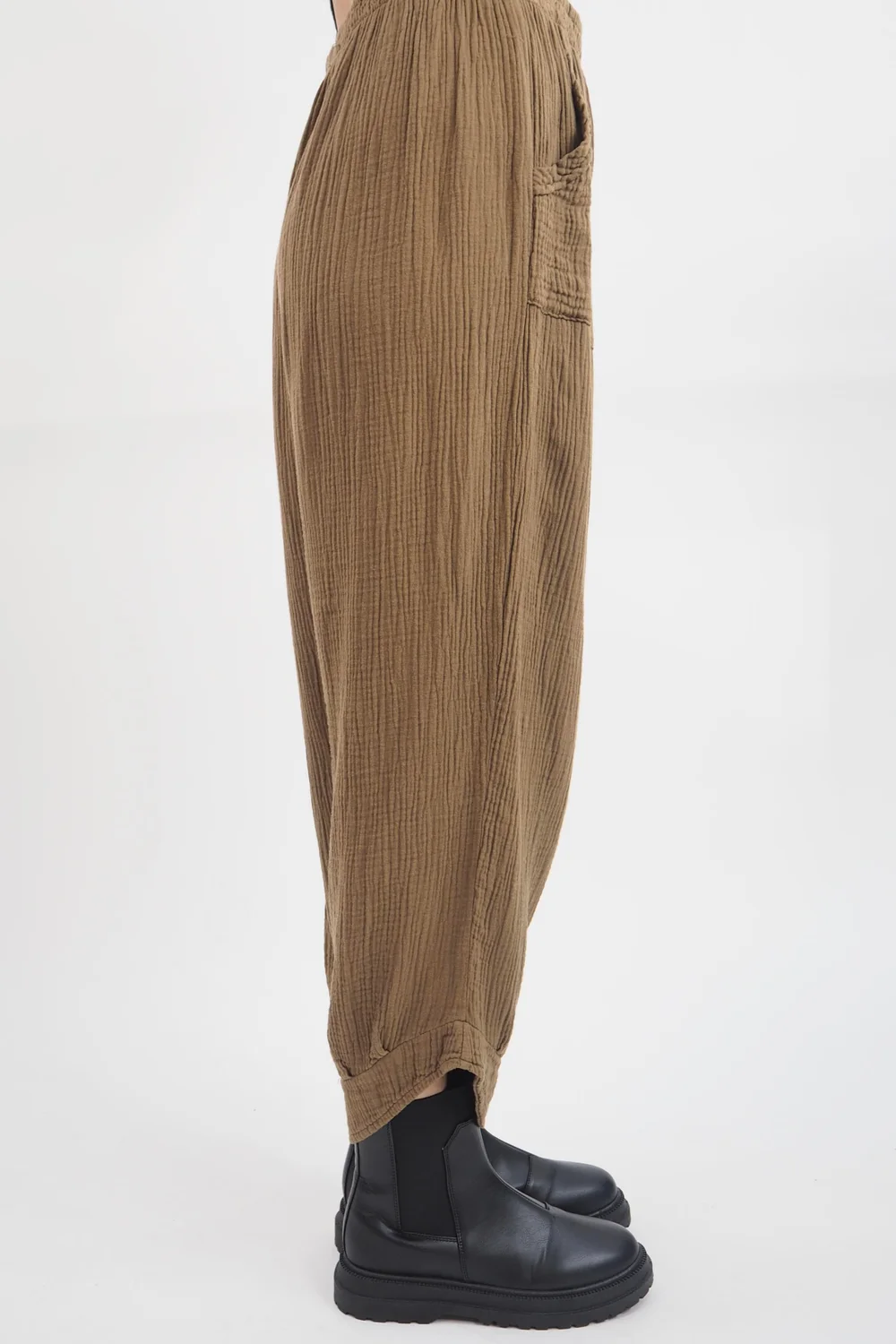 Made In Italy Obi Crepe Cotton Slim Leg Cuff Pant Saddle 4 Made In Italy Obi Crepe Cotton Slim Leg Cuff Pant Saddle - Image 2