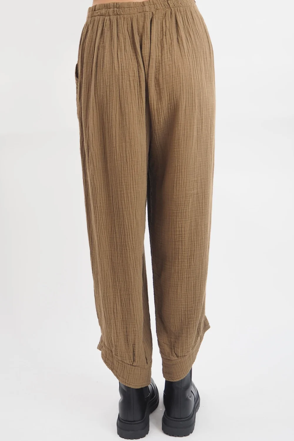 Made In Italy Obi Crepe Cotton Slim Leg Cuff Pant Saddle 5 Made In Italy Obi Crepe Cotton Slim Leg Cuff Pant Saddle - Image 3