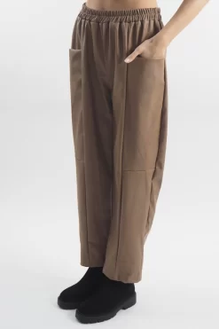 Made In Italy Pesca Leather Look Deep Pocket Pant Camel 8 Made In Italy Pesca Leather Look Deep Pocket Pant Camel -Fashion Women's Store made in italy pesca leather look deep pocket pant camel 2.jpg