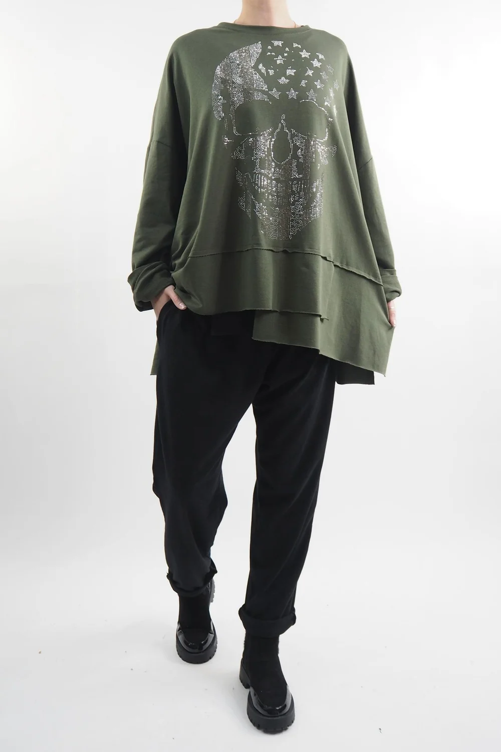 Made In Italy Queeni Star Skull Cut Out Top Khaki 3 Made In Italy Queeni Star Skull Cut Out Top Khaki