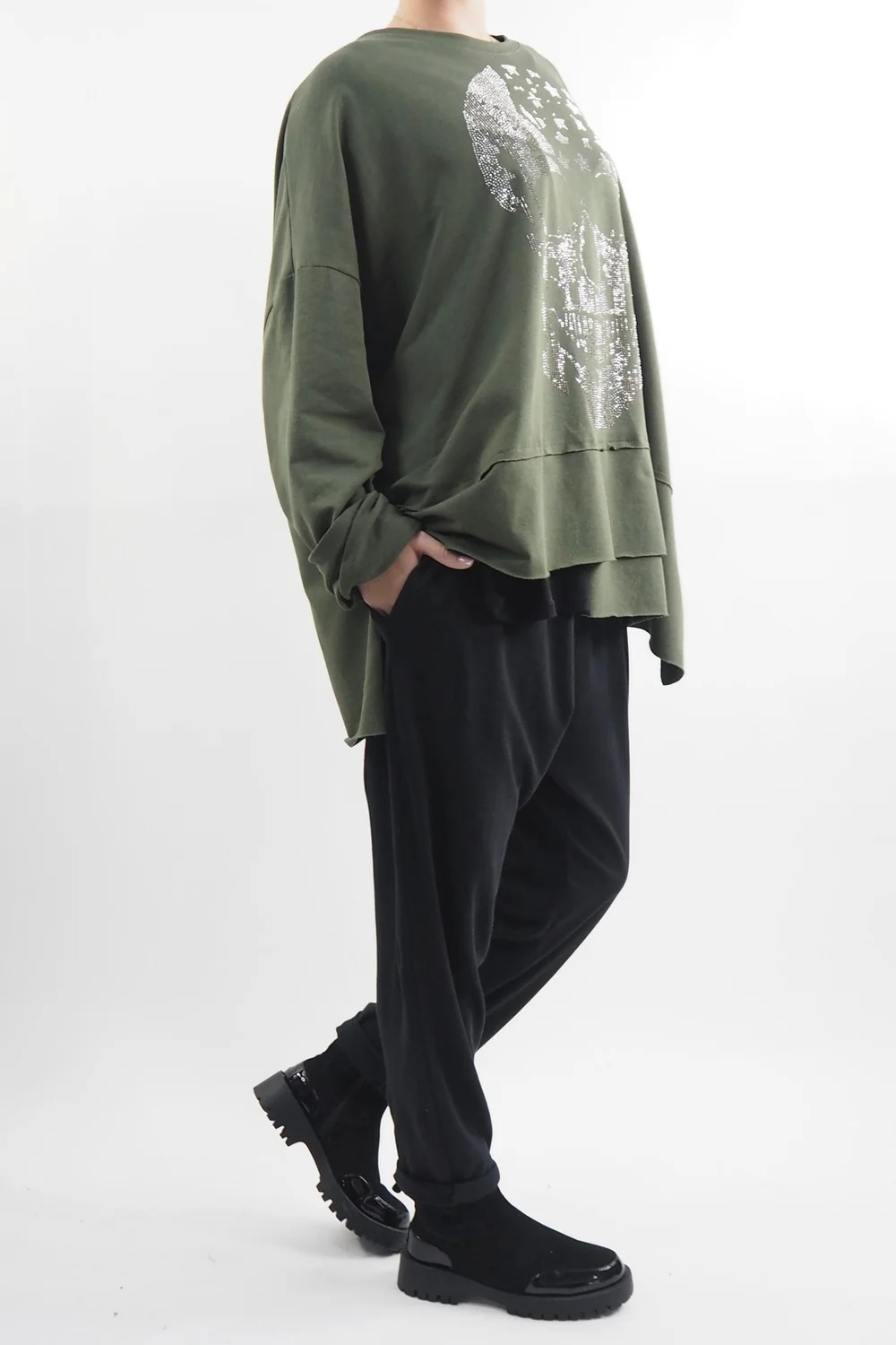 Made In Italy Queeni Star Skull Cut Out Top Khaki 4 Made In Italy Queeni Star Skull Cut Out Top Khaki - Image 2