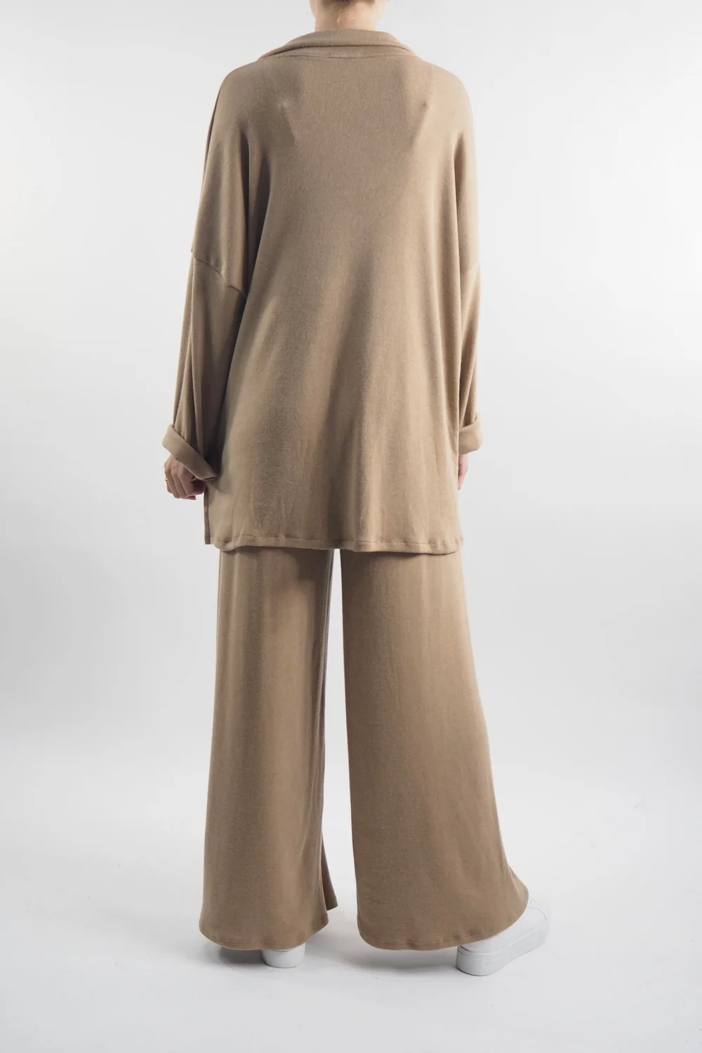 Made In Italy Chalet Collared Soft Knit Set Camel 6 Made In Italy Chalet Collared Soft Knit Set Camel - Image 4